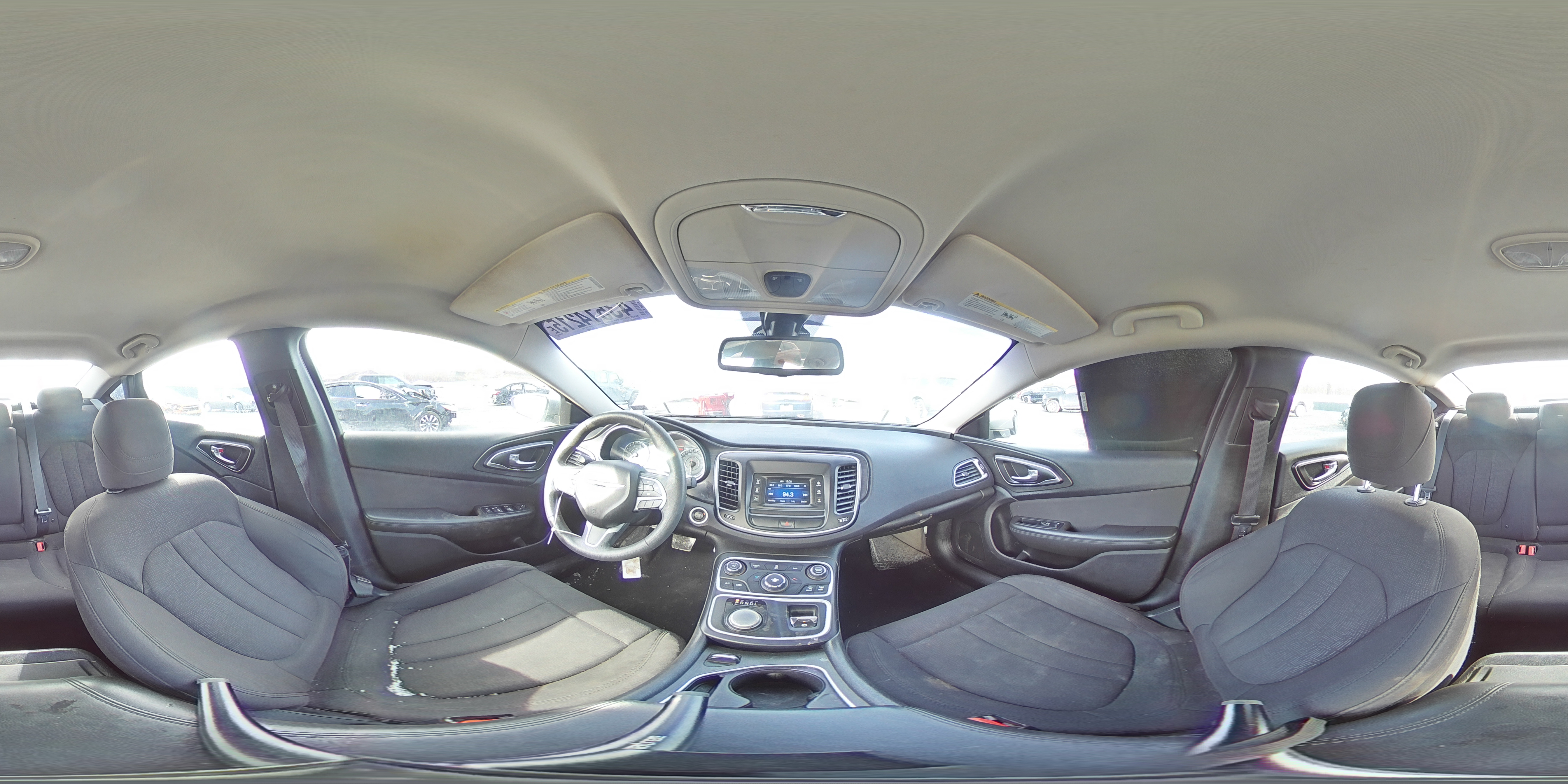 2015 Chrysler 200 - Image 12