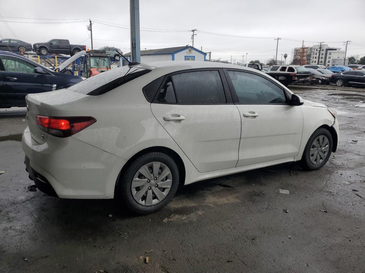 2020 Kia Rio - Image 3