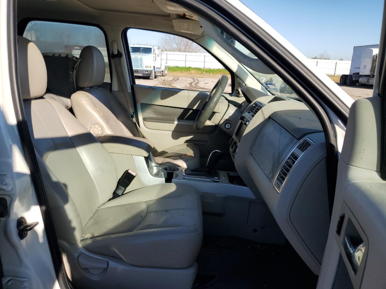 2009 Mercury Mariner - Image 7