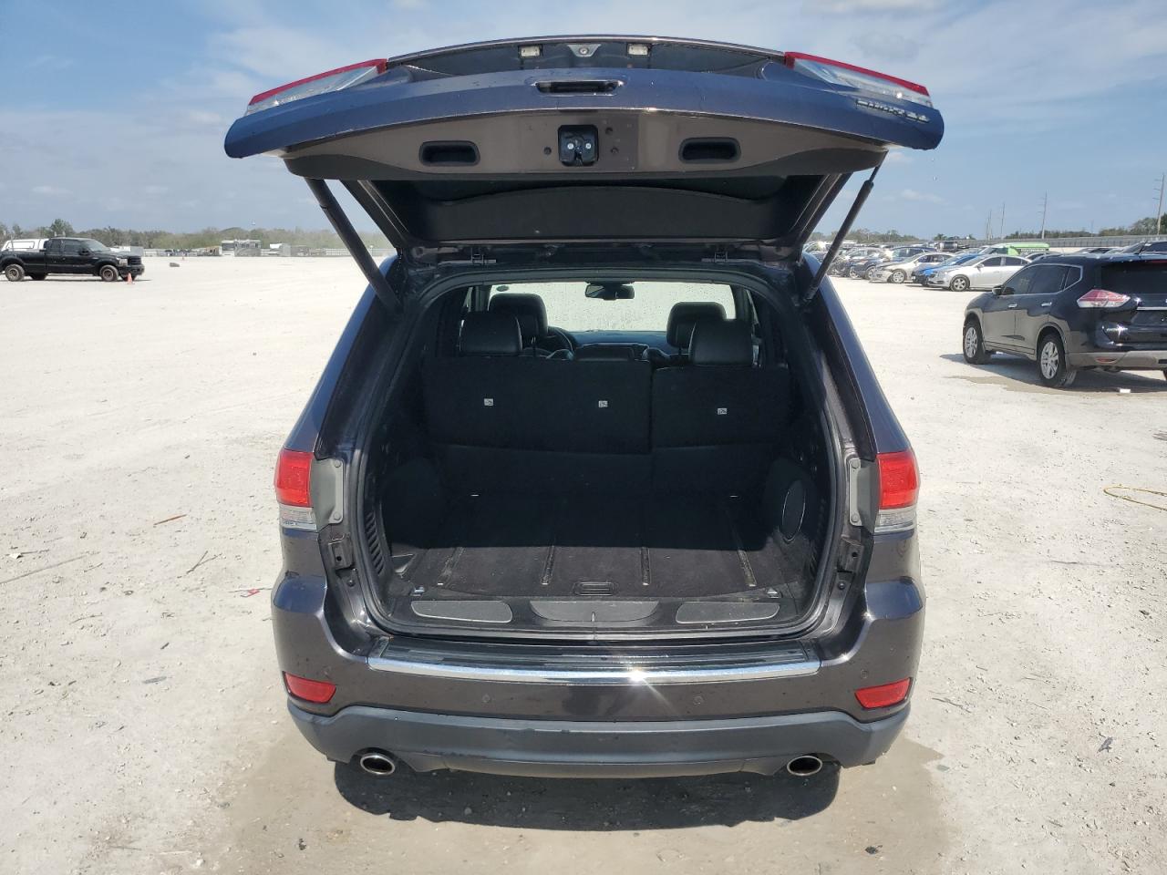 2014 Jeep Grand Cherokee - Image 6