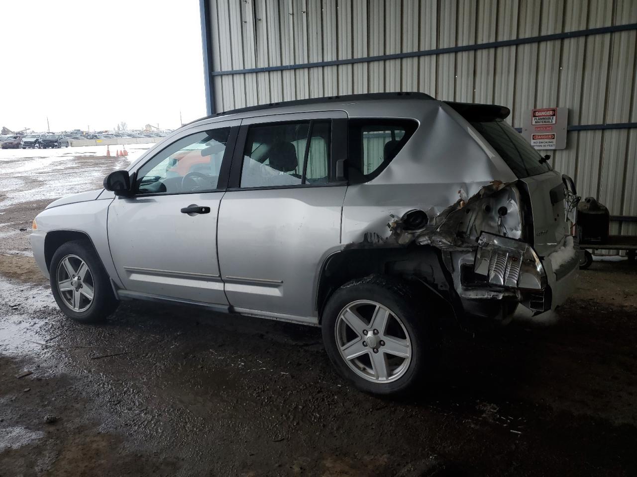 2010 Jeep Compass - Image 2