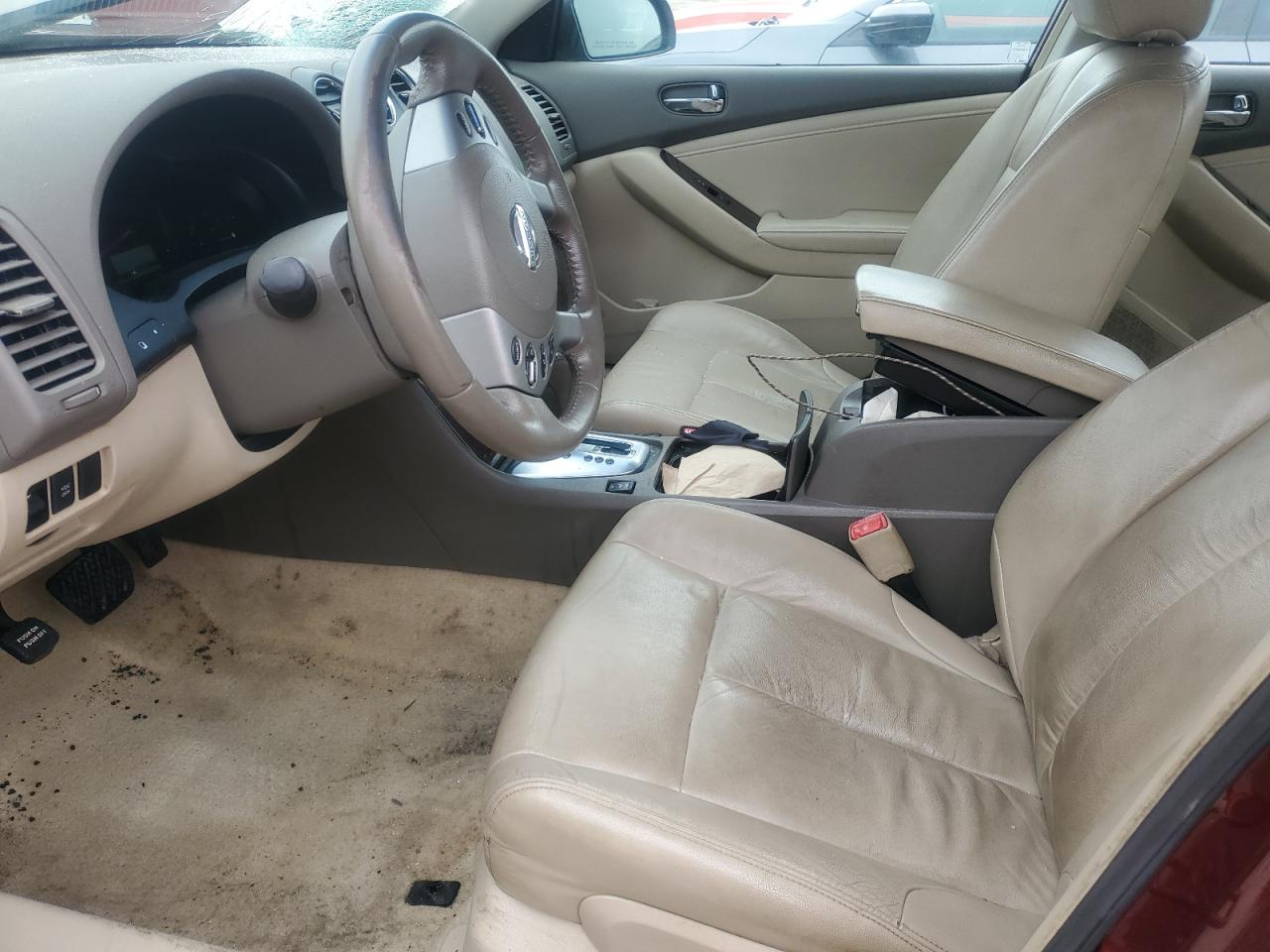 2010 Nissan Altima - Image 7