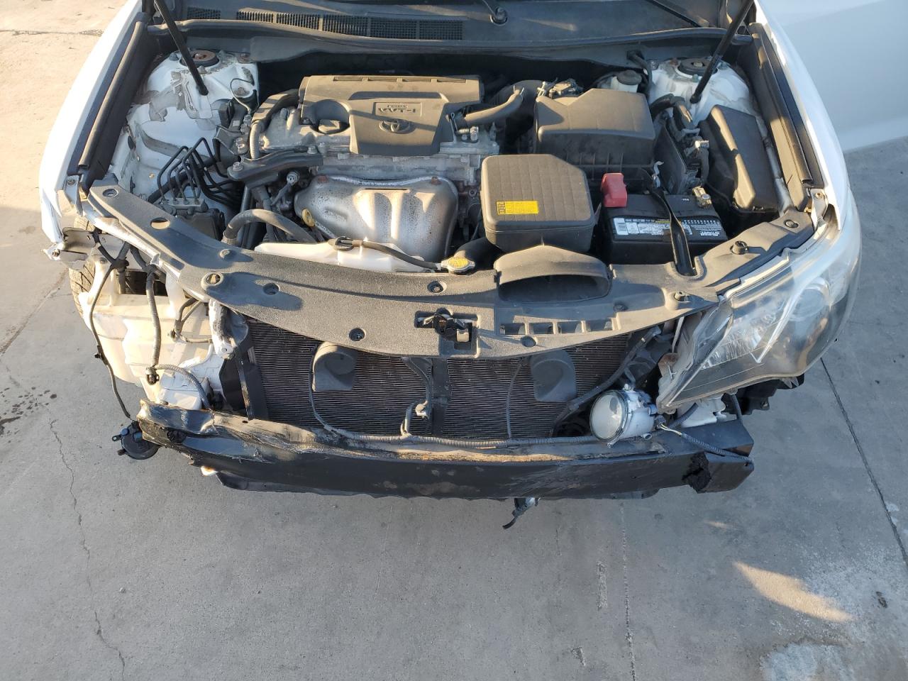 2014 Toyota Camry - Image 11
