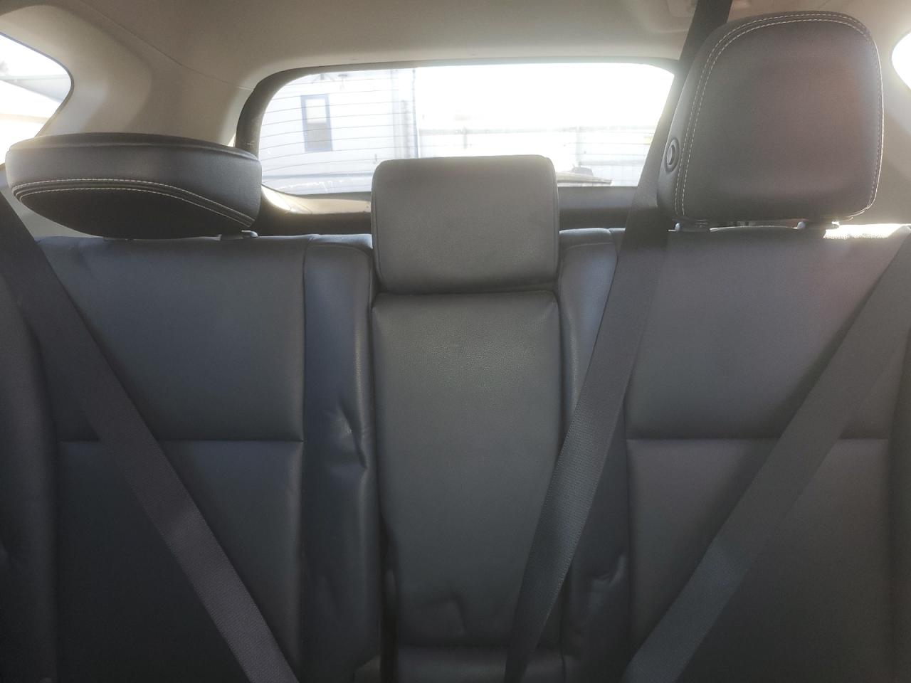 2013 Toyota RAV 4 - Image 10