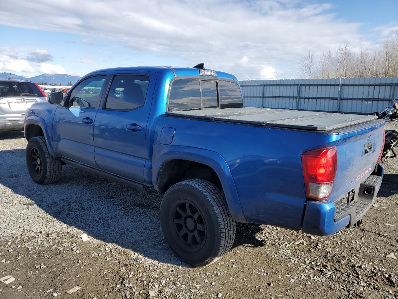 2016 Toyota Tacoma - Image 2