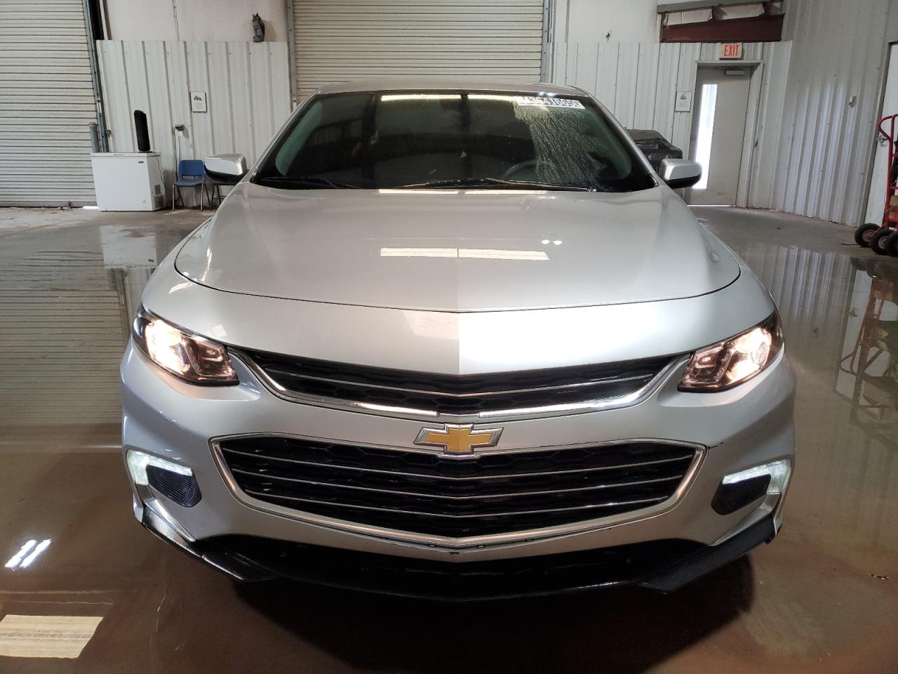 2017 Chevrolet Malibu - Image 5
