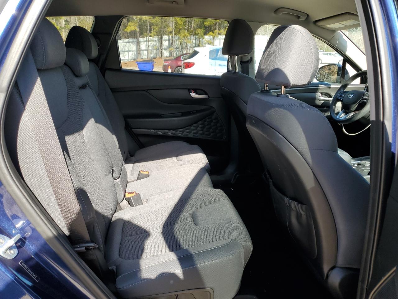 2019 Hyundai Santa Fe - Image 11