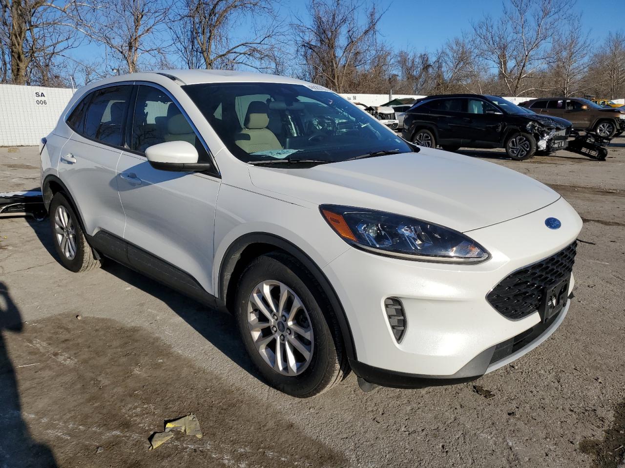 2020 Ford Escape - Image 4