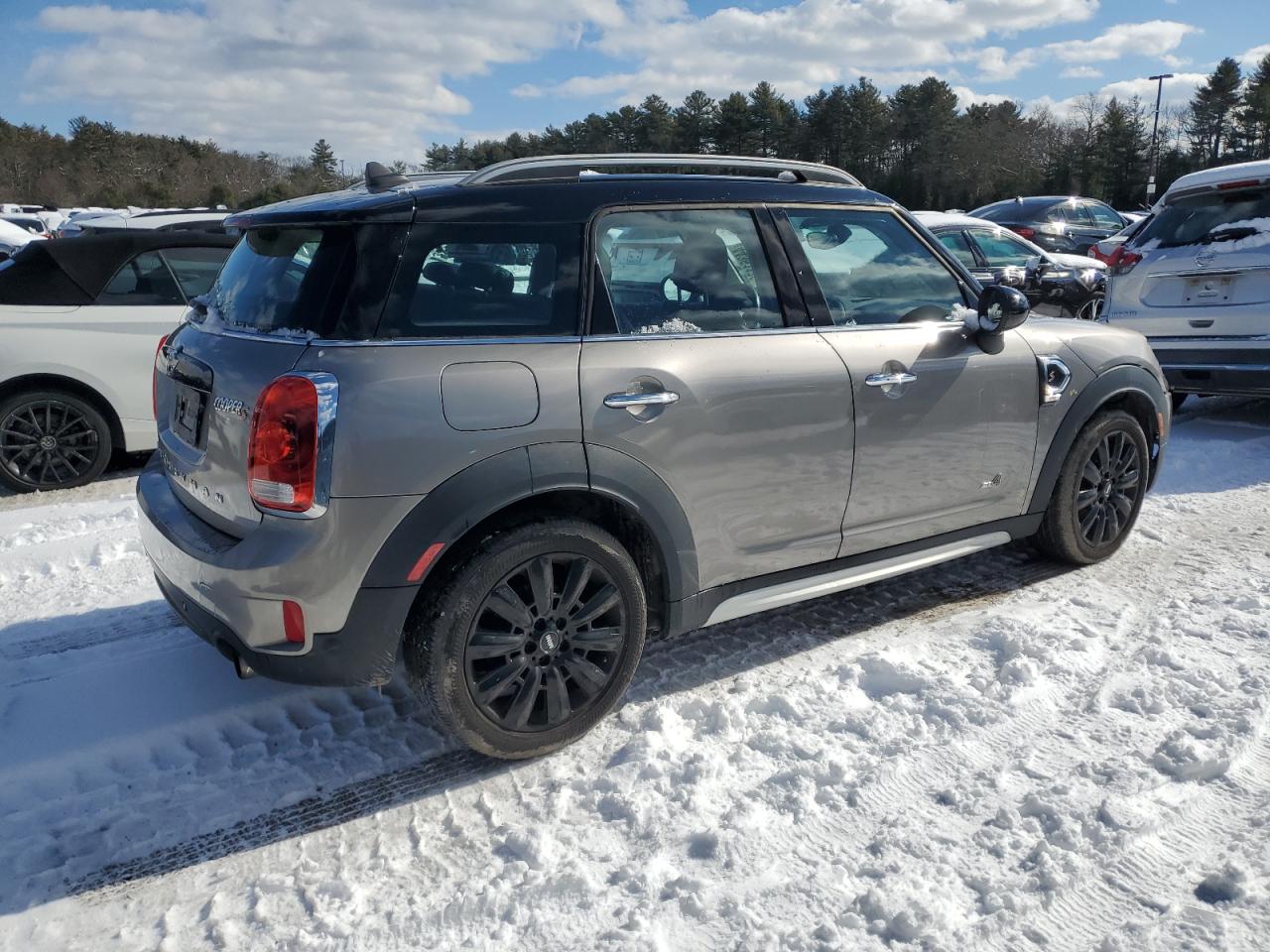 2017 MINI Cooper - Image 3
