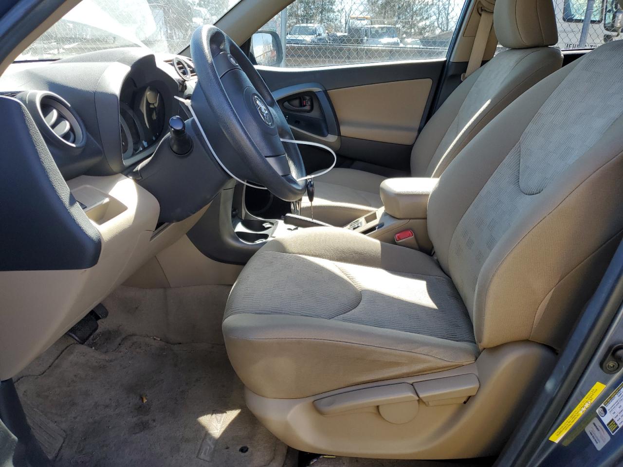 2010 Toyota RAV 4 - Image 7