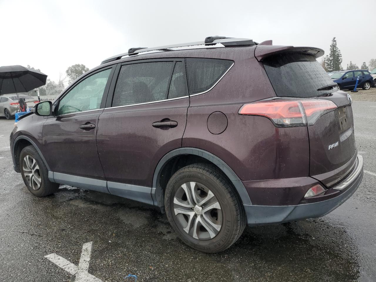 2018 Toyota RAV 4 - Image 2