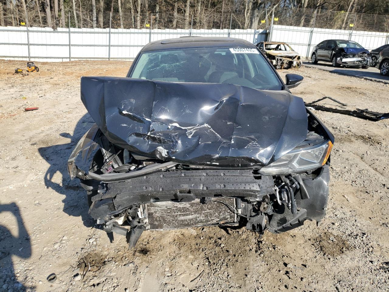2016 Volkswagen Passat - Image 5