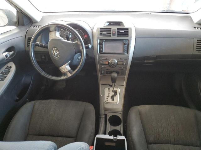  TOYOTA COROLLA 2013 Srebrny