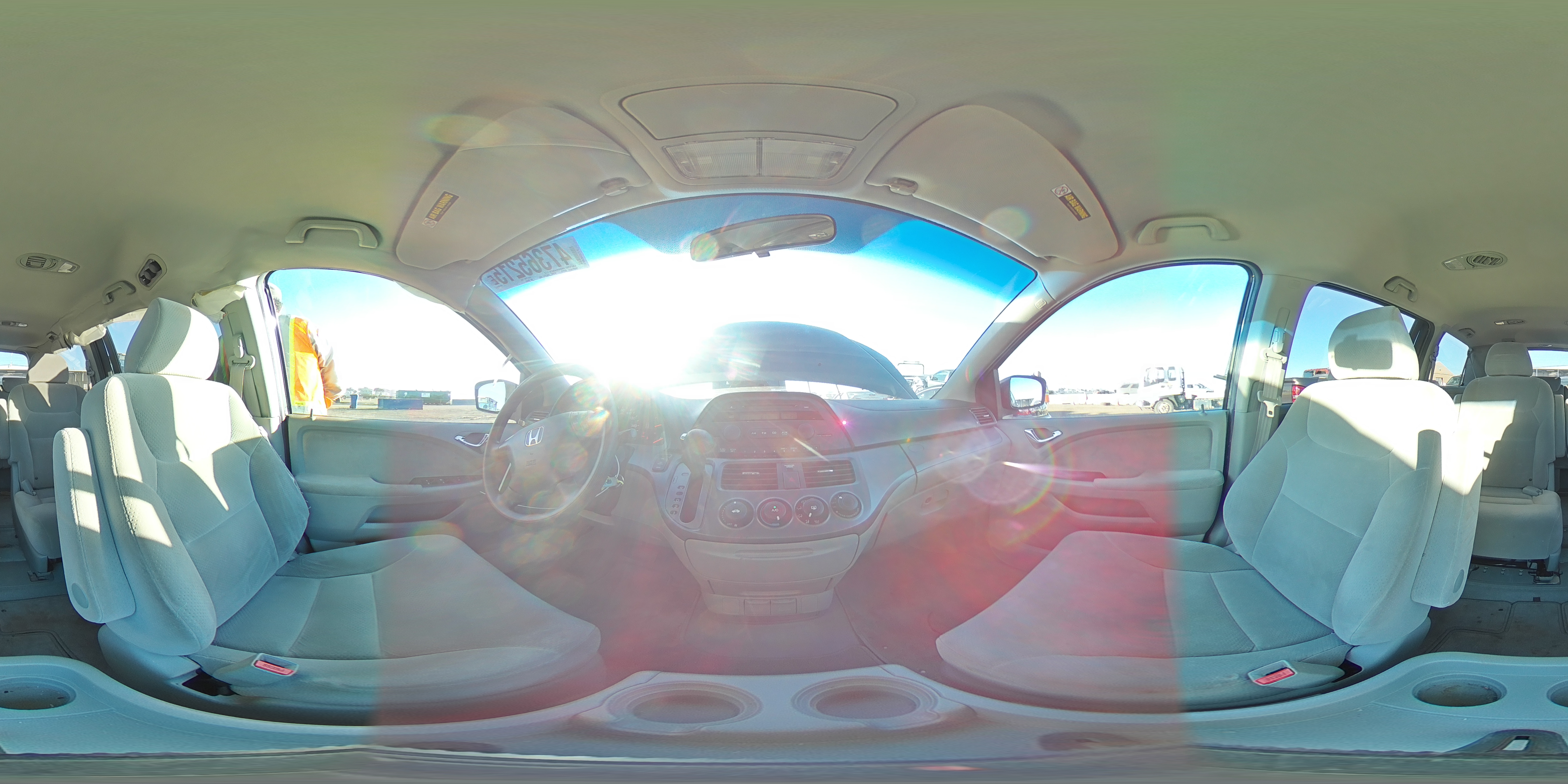 2005 Honda Odyssey - Image 14