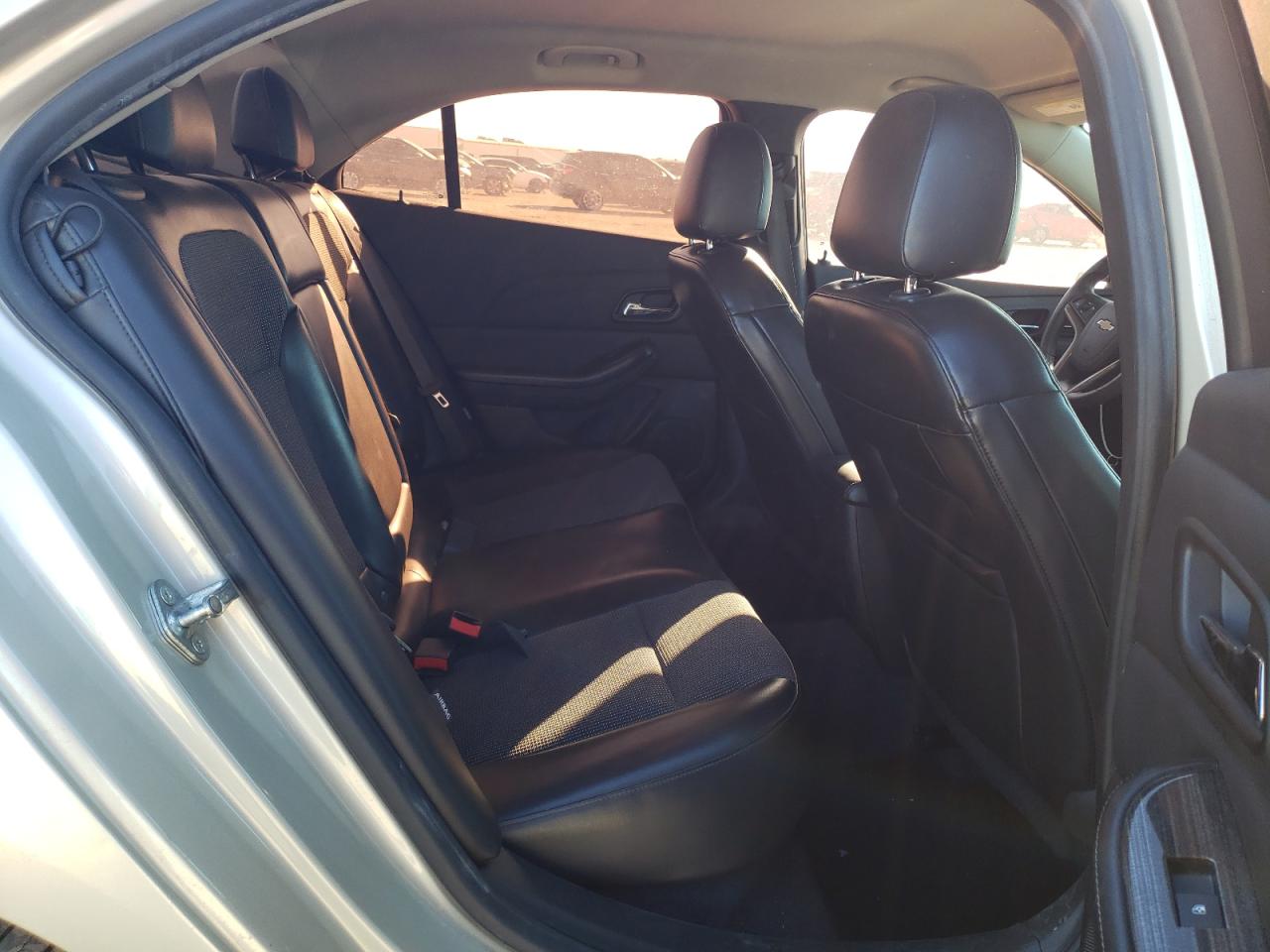 2014 Chevrolet Malibu - Image 10