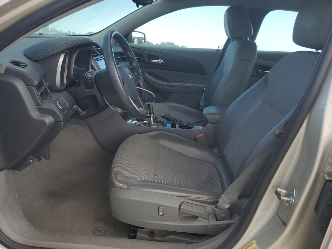 2016 Chevrolet Malibu - Image 7
