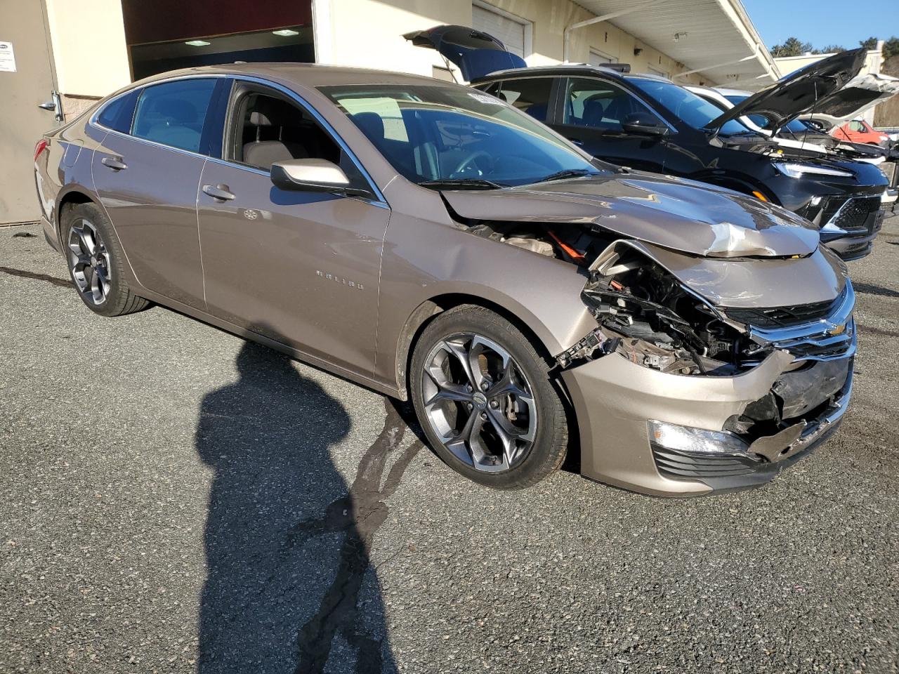 2023 Chevrolet Malibu - Image 4