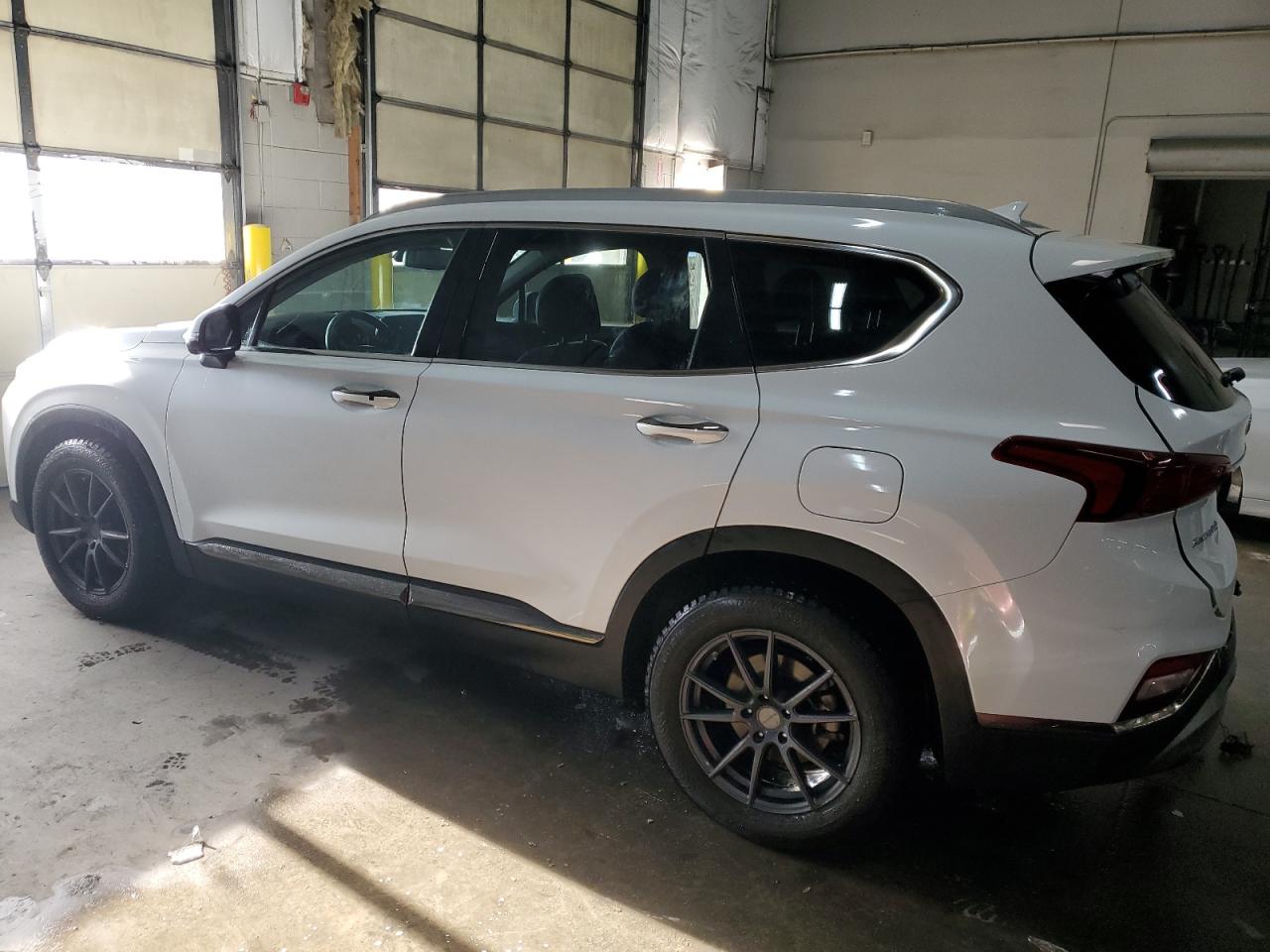 2020 Hyundai Santa Fe - Image 2
