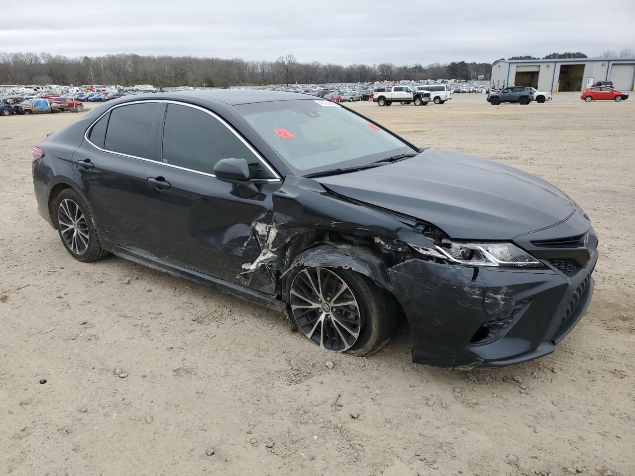 2019 Toyota Camry - Image 4