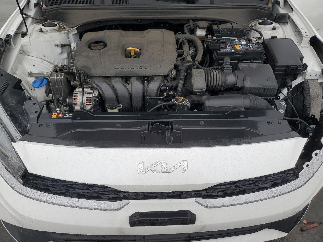 2023 Kia Forte - Image 11
