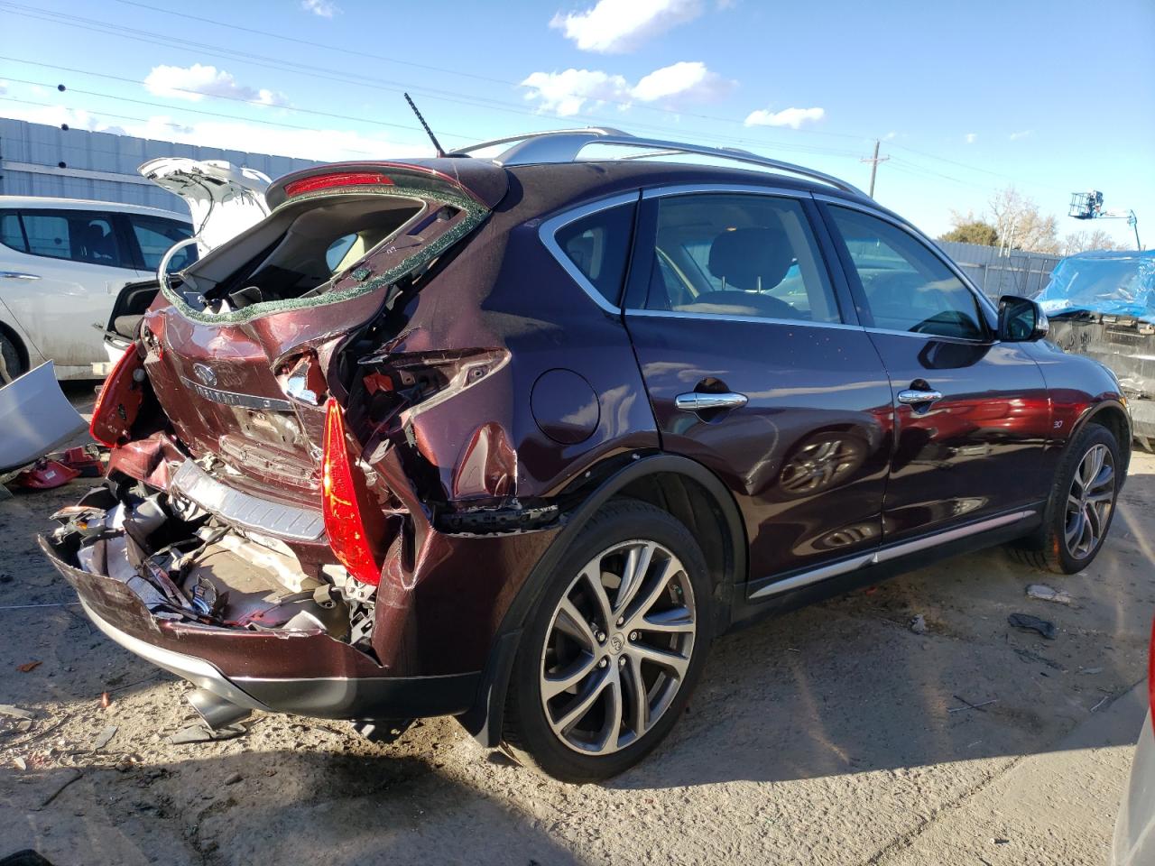 2016 Infiniti QX50 - Image 3