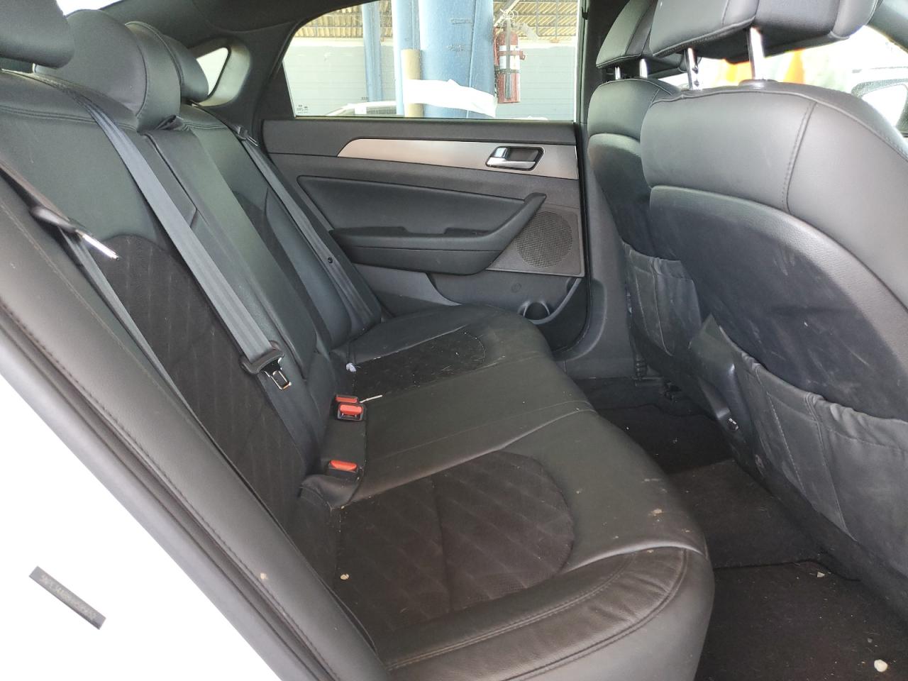 2017 Hyundai Sonata - Image 10