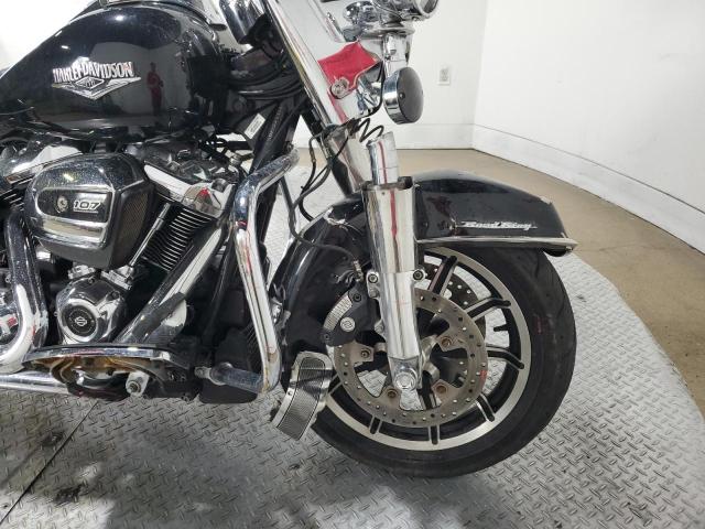 2018 HARLEY-DAVIDSON FLHR ROAD KING