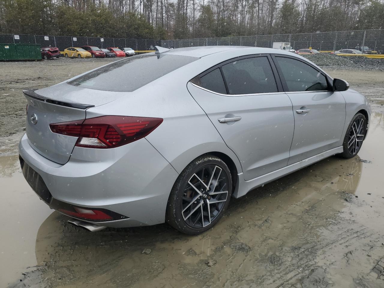 2020 Hyundai Elantra - Image 3