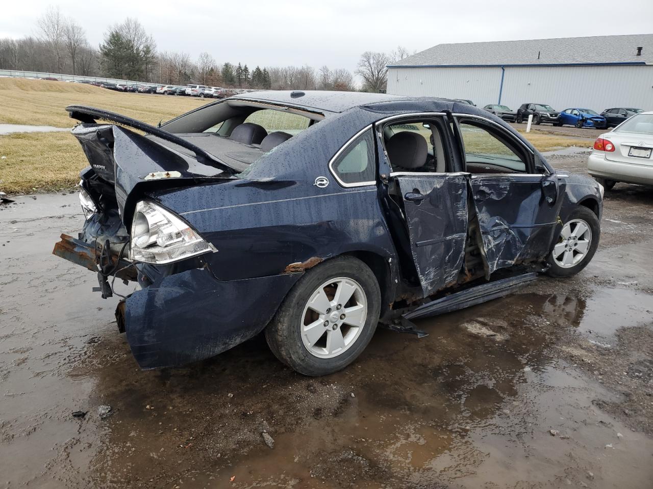 2009 Chevrolet Impala - Image 3