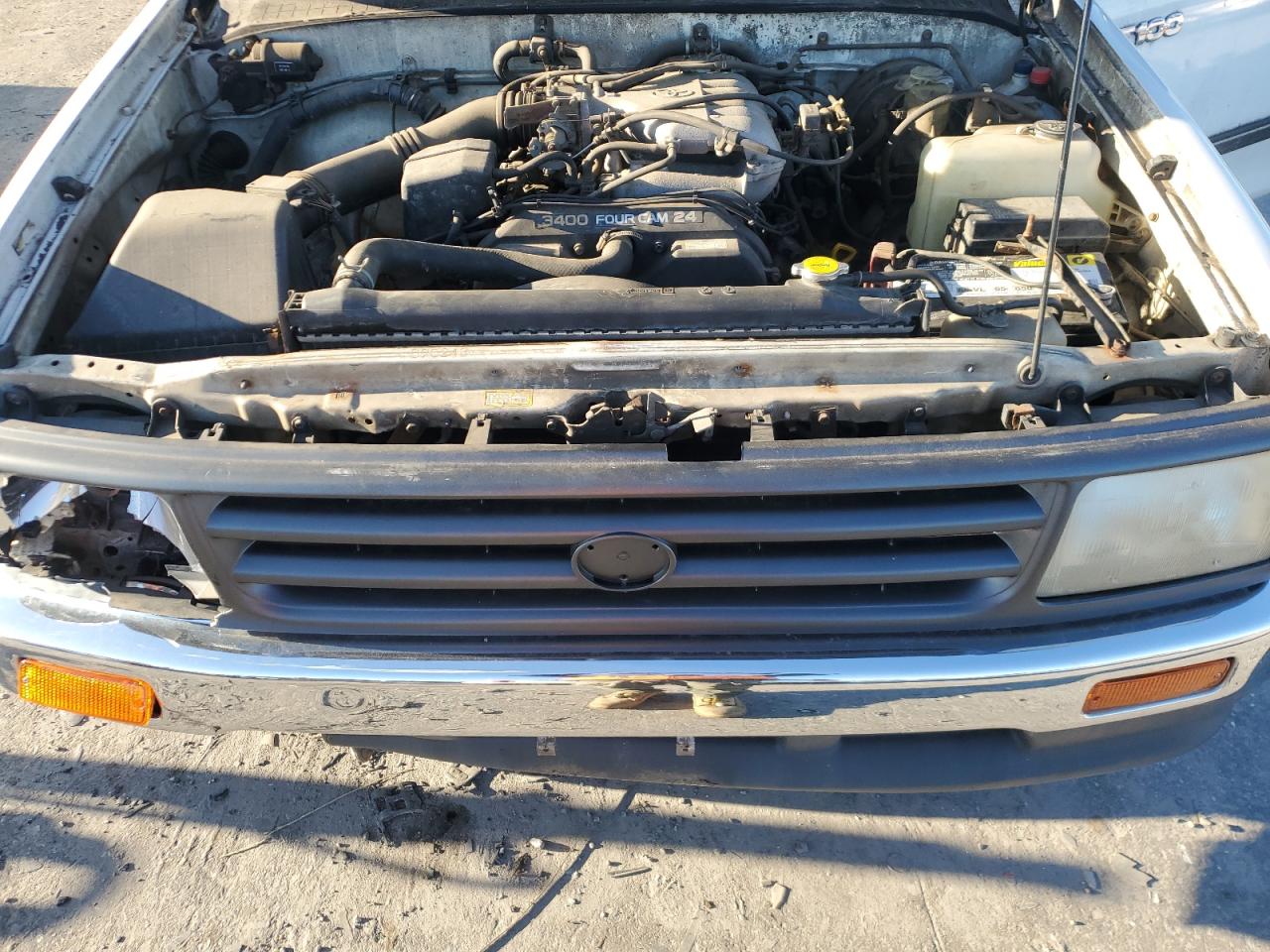 1996 Toyota T100 - Image 13