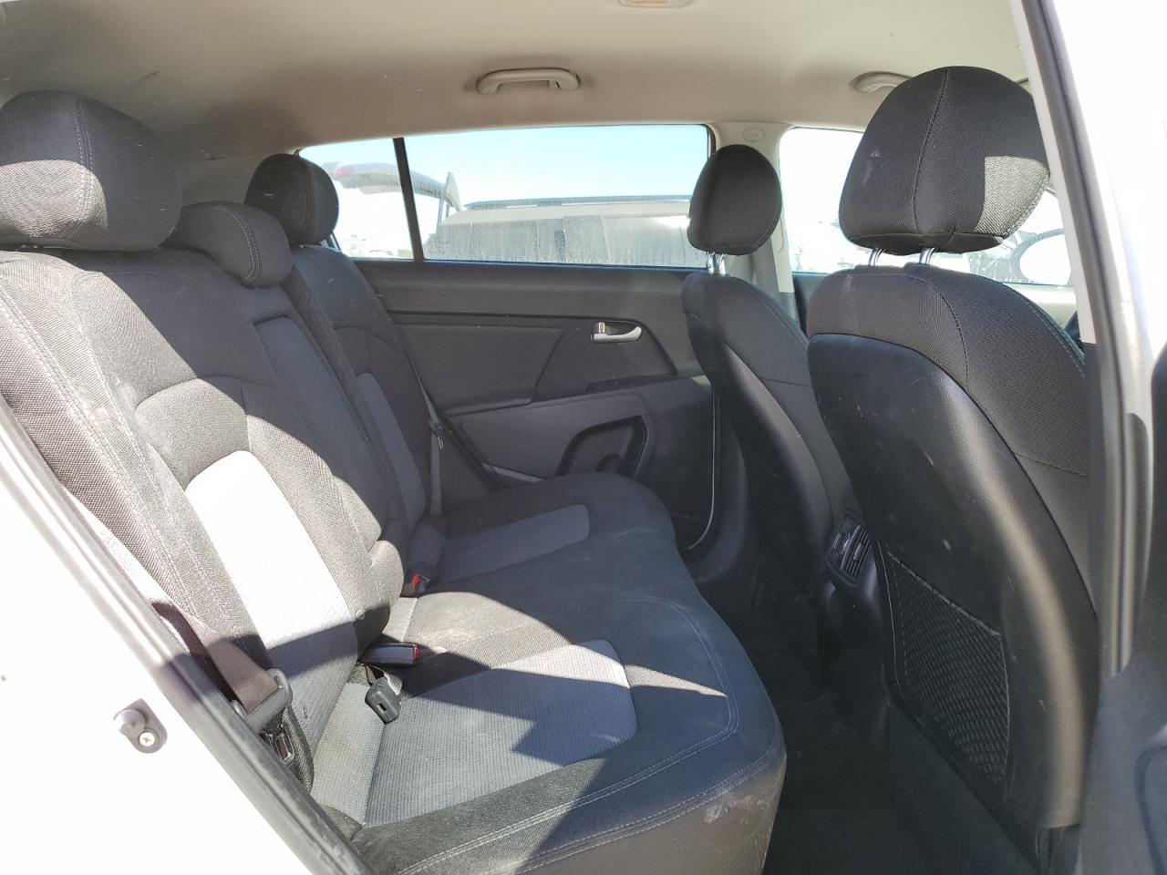 2015 Kia Sportage - Image 10