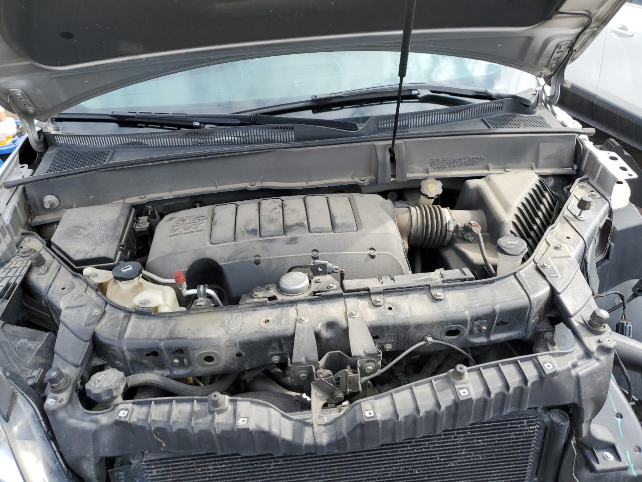 2013 Chevrolet Traverse - Image 12