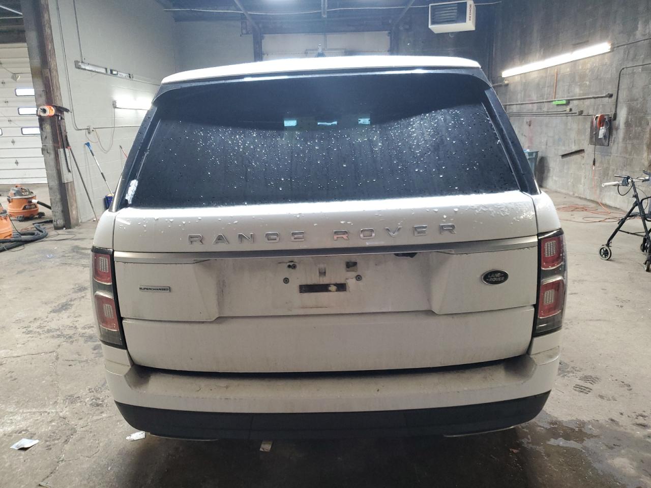 2018 Land Rover Range Rover - Image 6