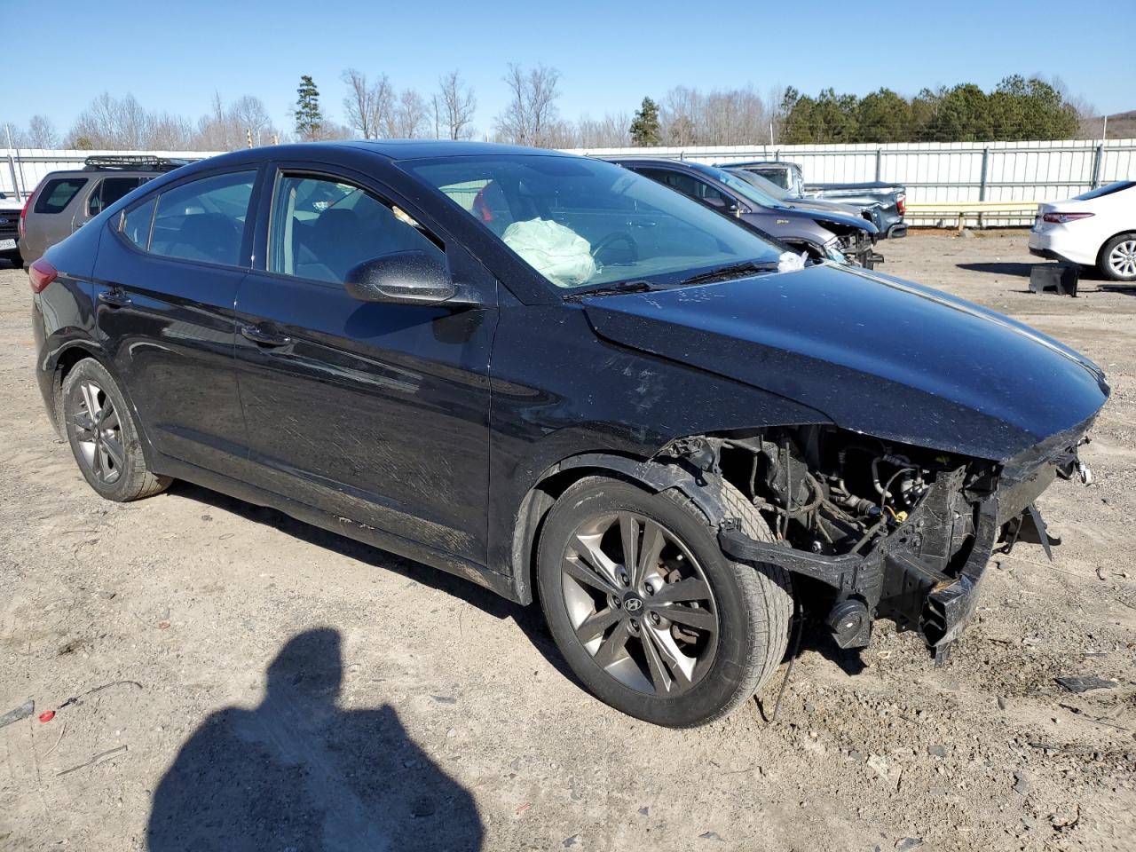2017 Hyundai Elantra - Image 4