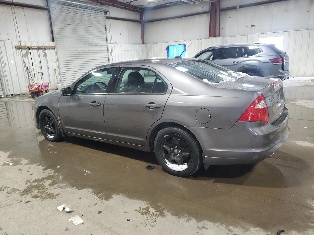2011 Ford Fusion - Image 2