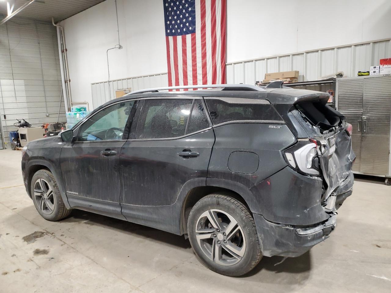 2021 GMC Terrain - Image 2