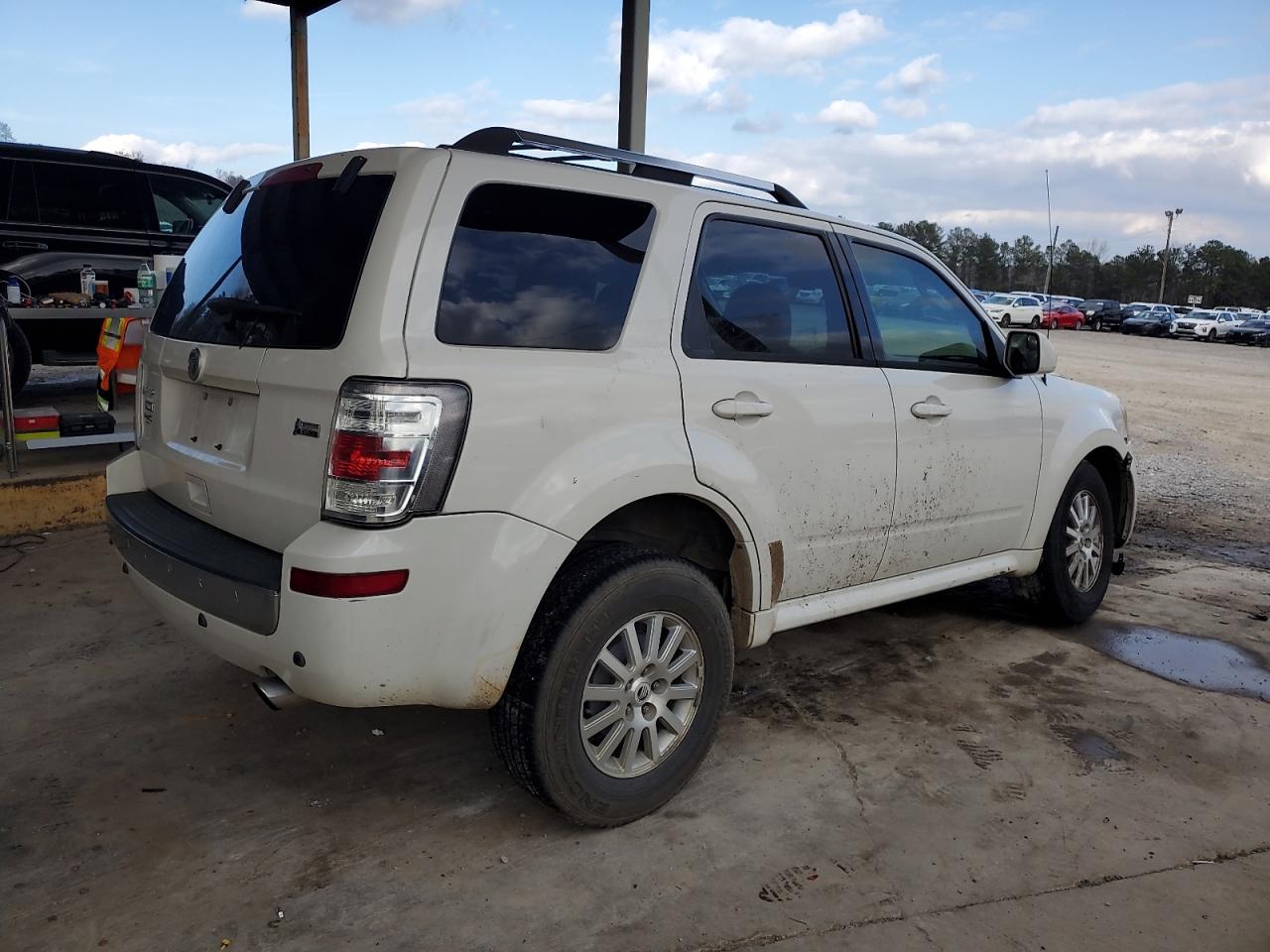 2010 Mercury Mariner - Image 3
