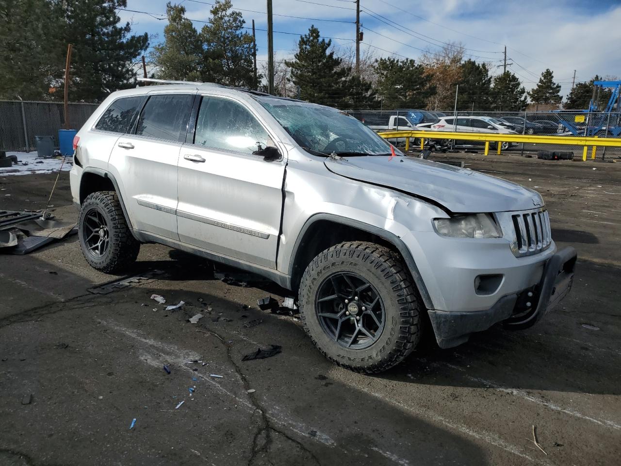 2012 Jeep Grand Cherokee - Image 4