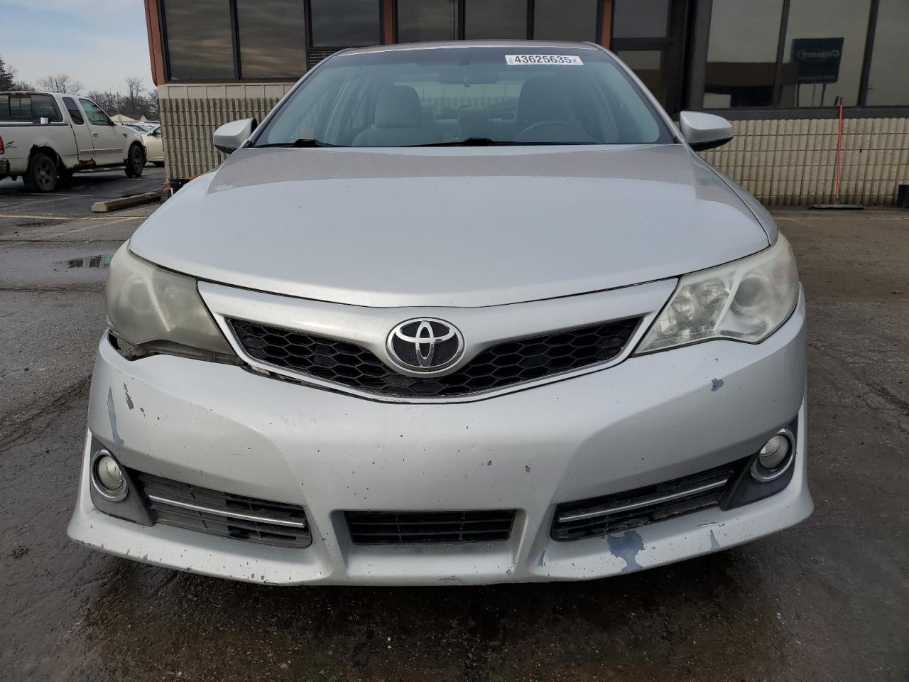 2013 Toyota Camry - Image 5