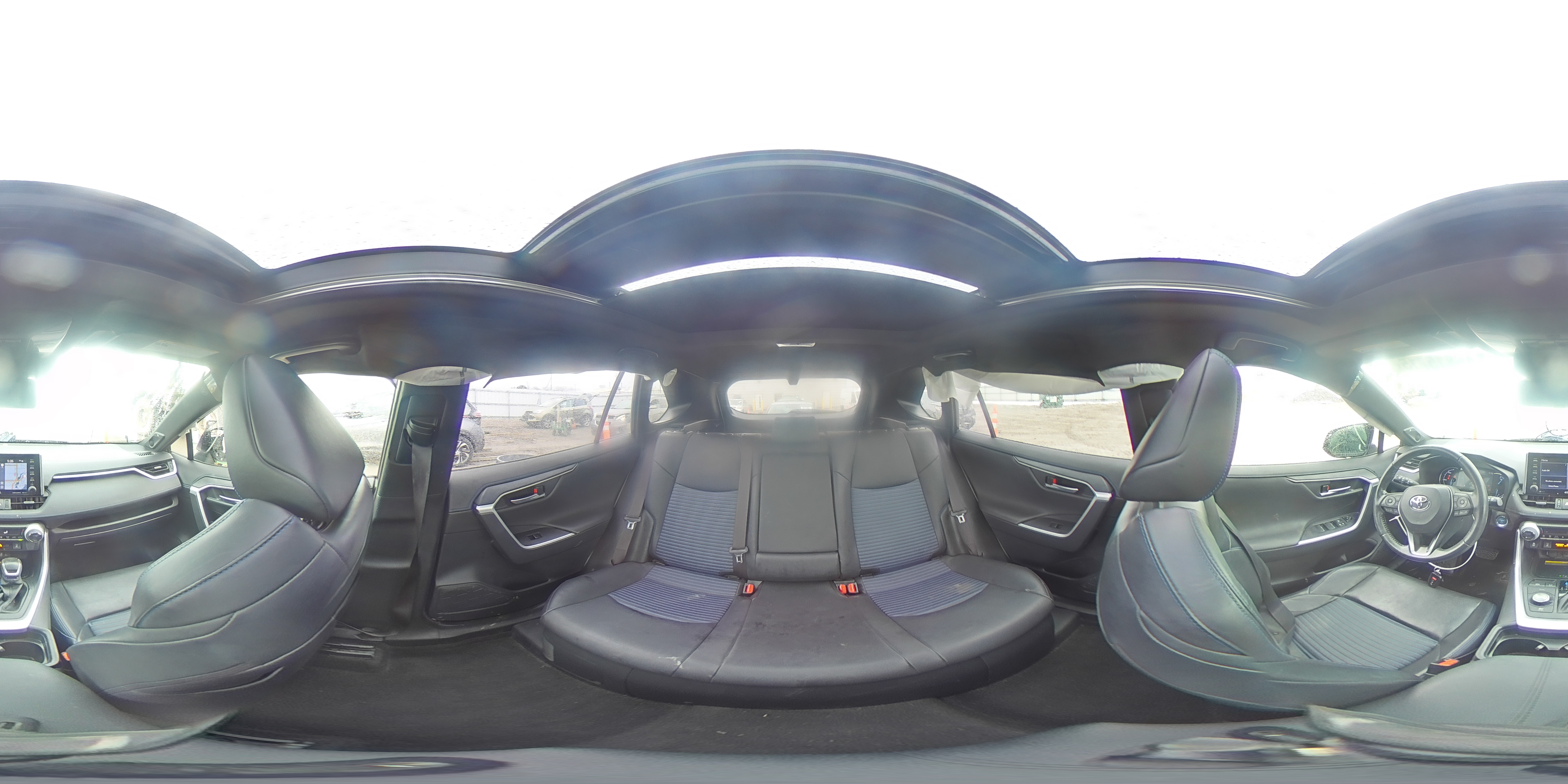2019 Toyota RAV 4 - Image 13