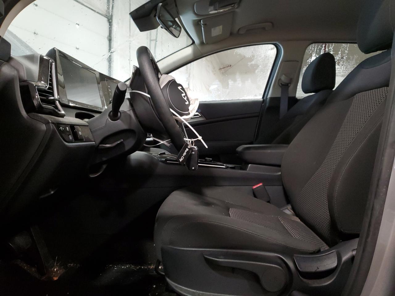 2024 Kia Sportage - Image 7