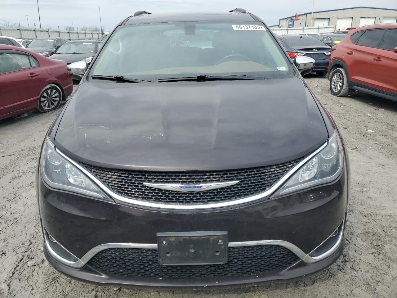 2019 Chrysler Pacifica - Image 5