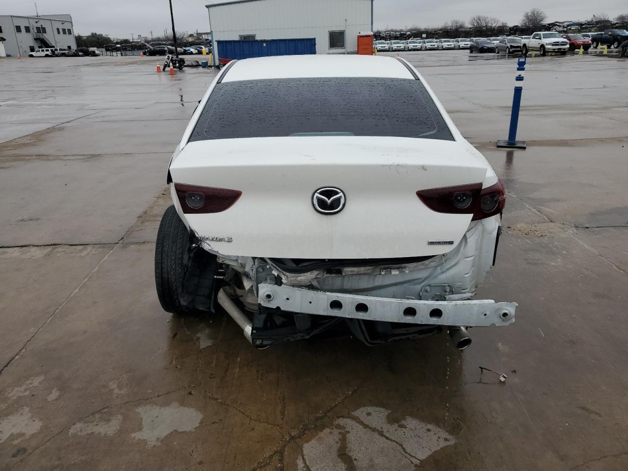 2021 Mazda 3 - Image 6