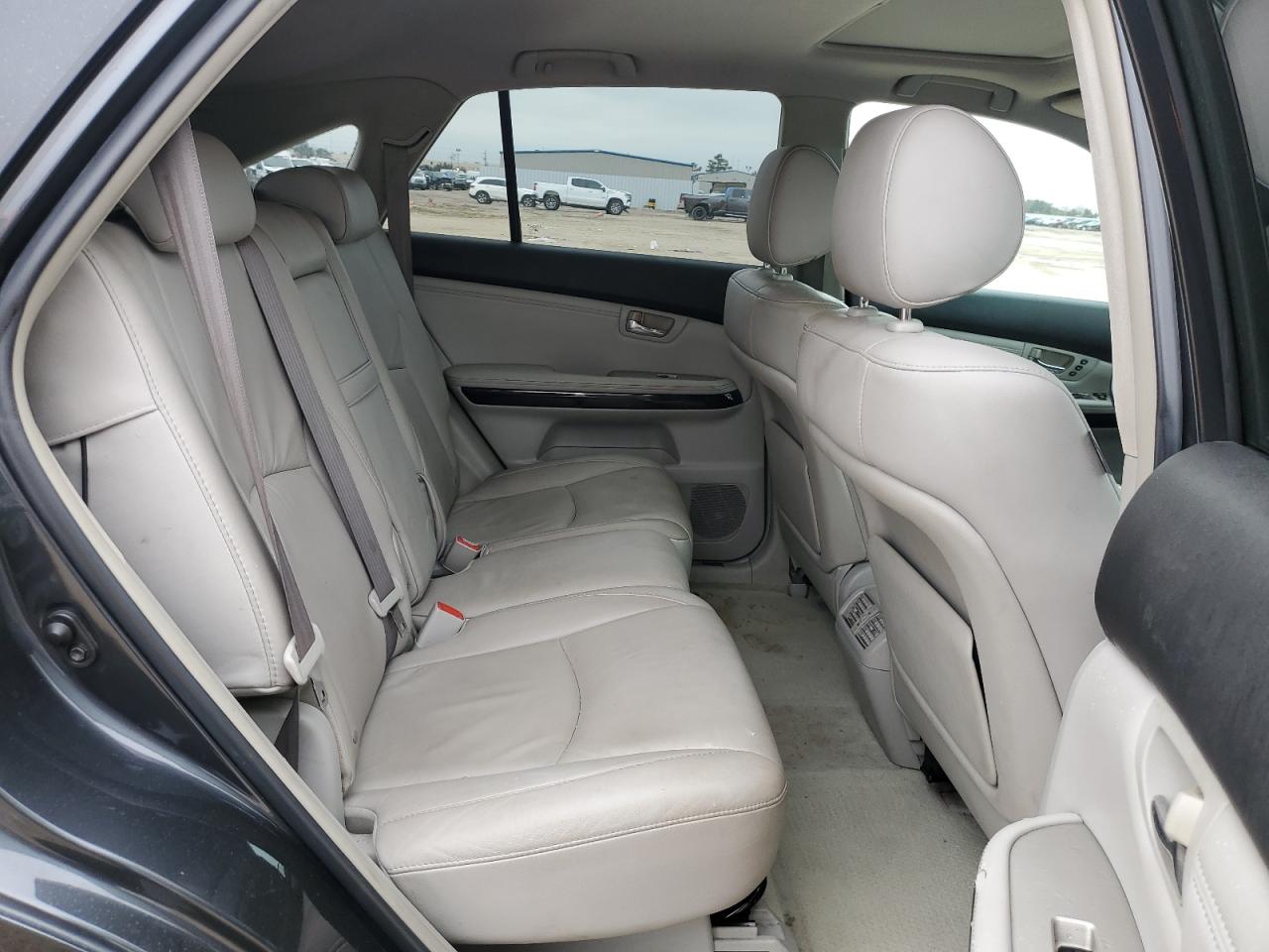 2009 Lexus RX - Image 11