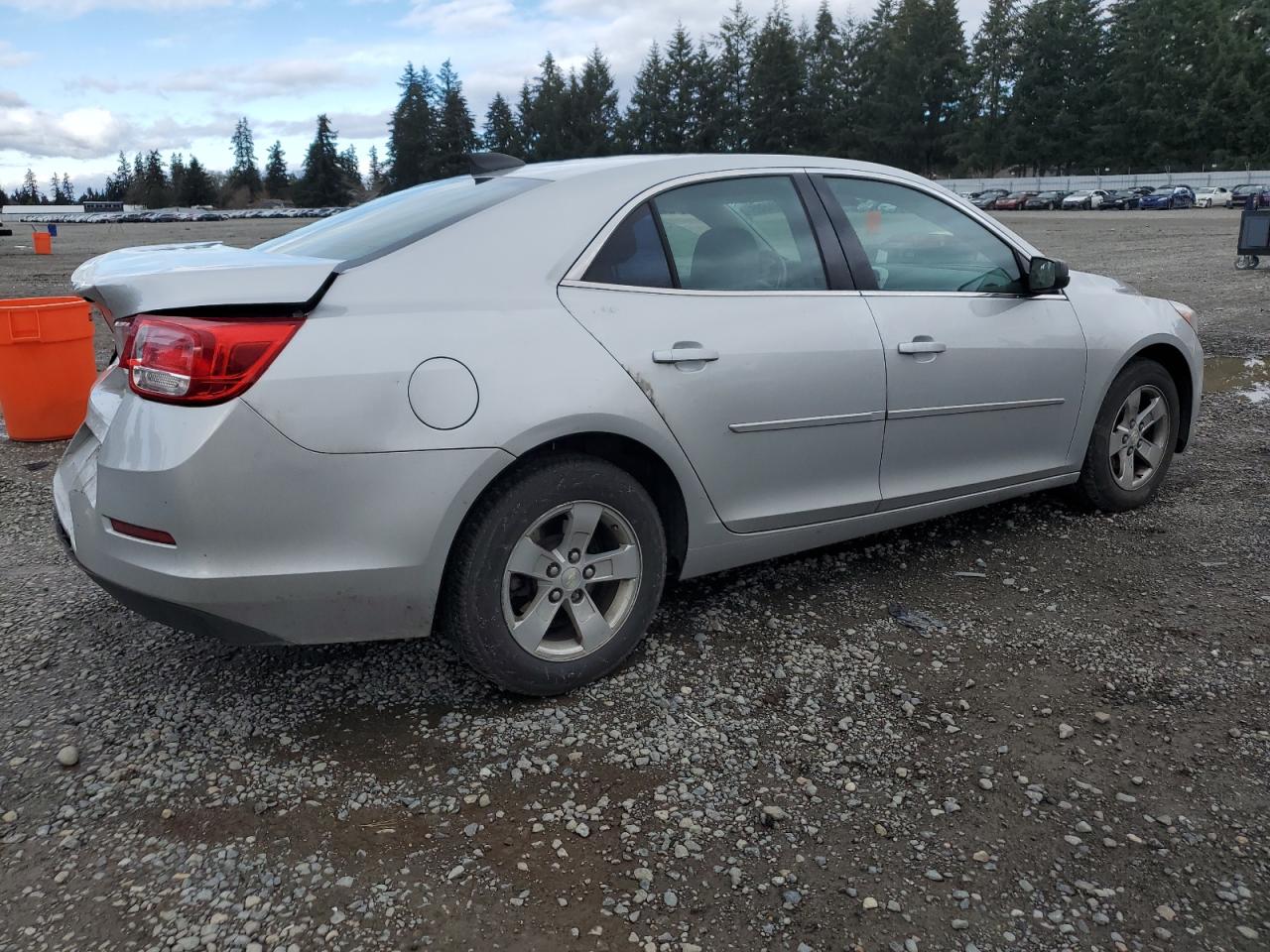 2015 Chevrolet Malibu - Image 3