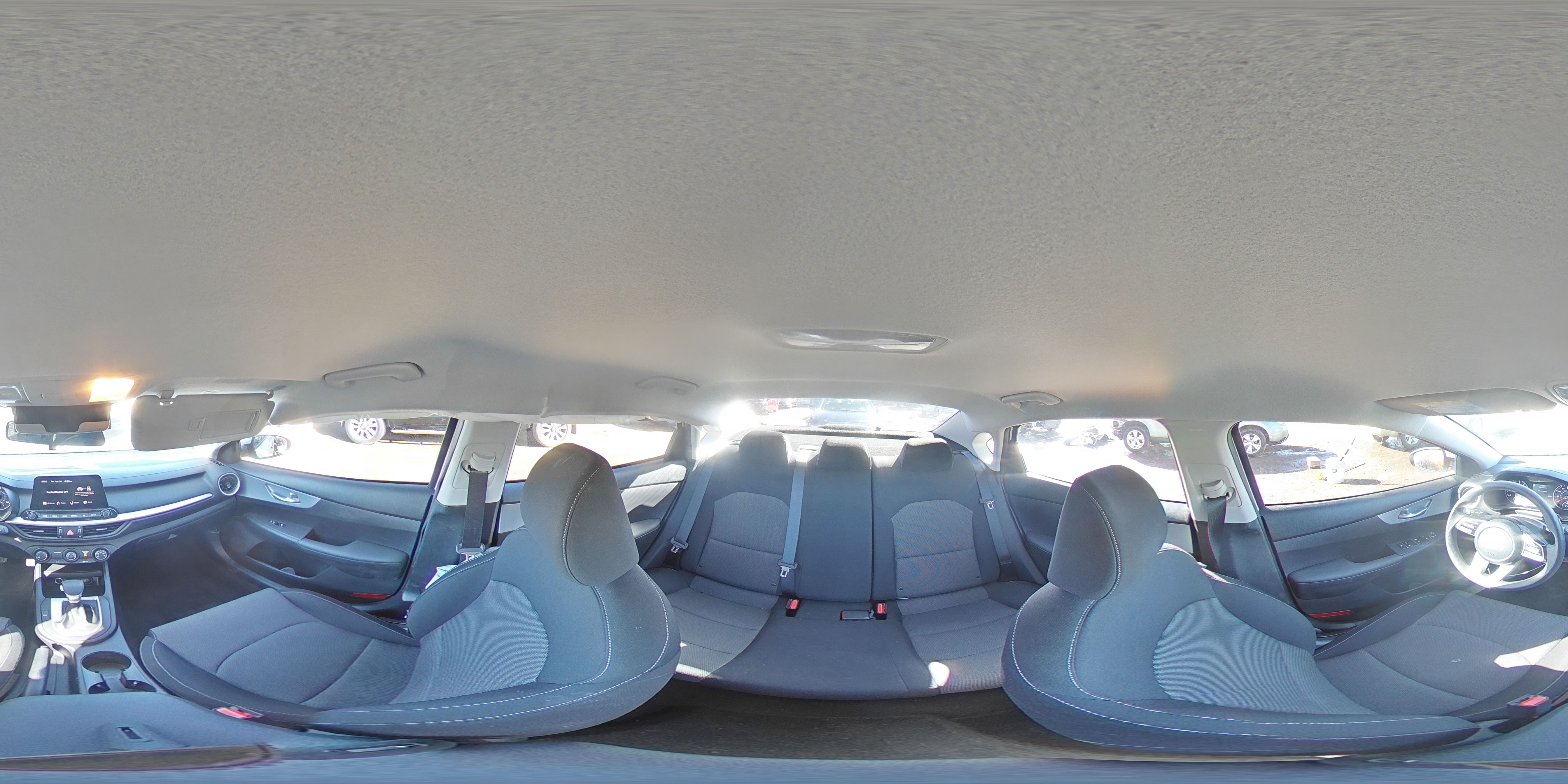2024 Kia Forte - Image 15