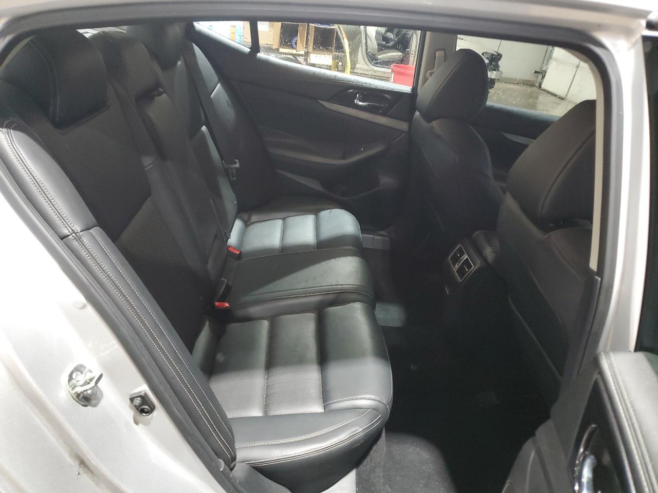 2018 Nissan Maxima - Image 10