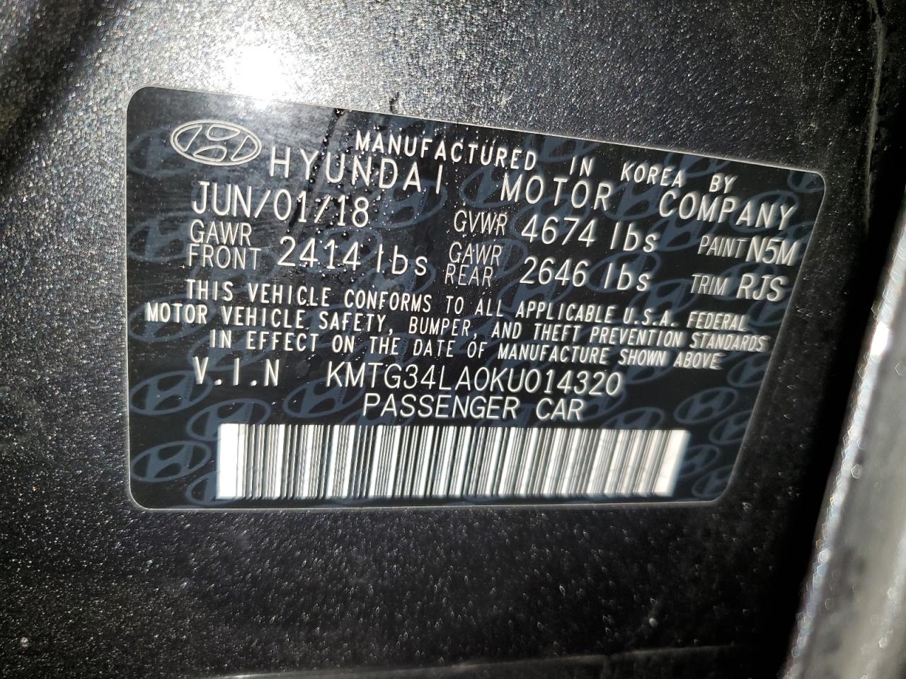 2019 Genesis G70 - Image 15