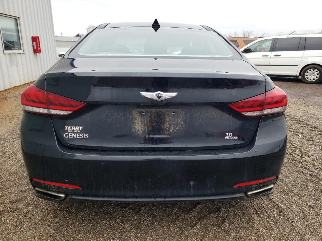 2016 Hyundai Genesis - Image 6