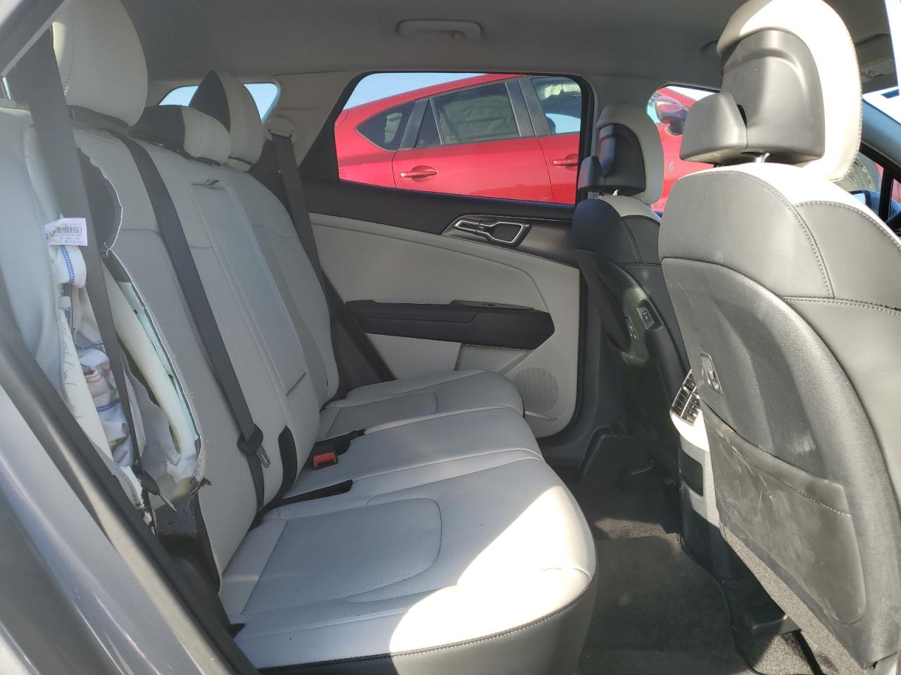 2024 Kia Sportage - Image 11